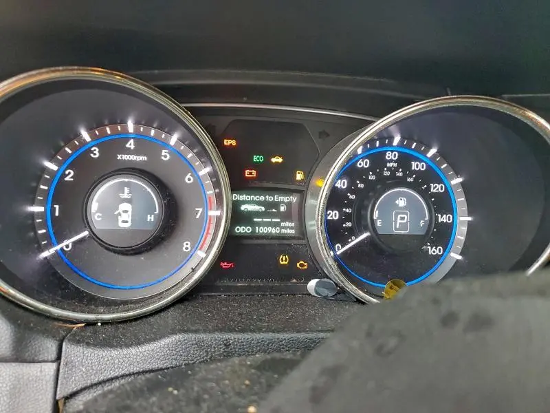 2012 HYUNDAI SONATA GLS  