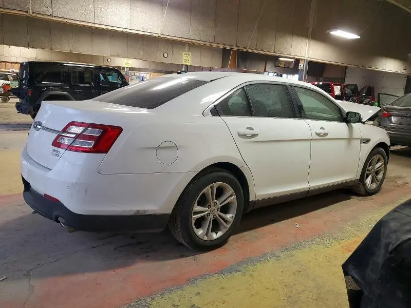 2016 FORD TAURUS SEL  