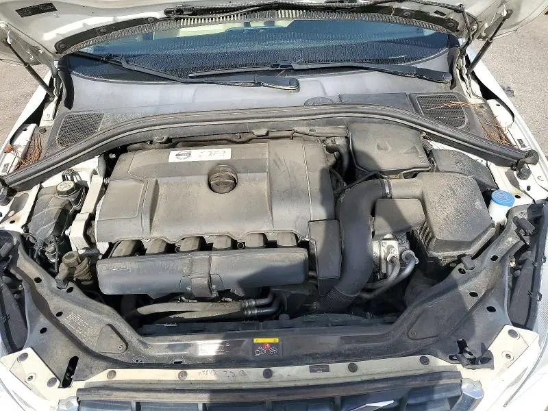 2011 VOLVO XC60 3.2  
