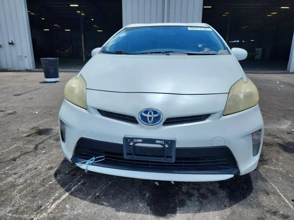 2013 TOYOTA PRIUS TWO  