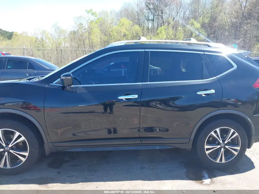 2020 NISSAN ROGUE SV FWD