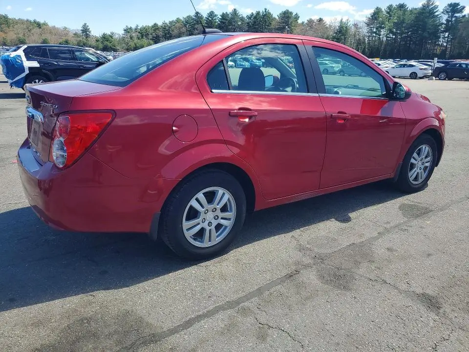 2015 CHEVROLET SONIC LT  