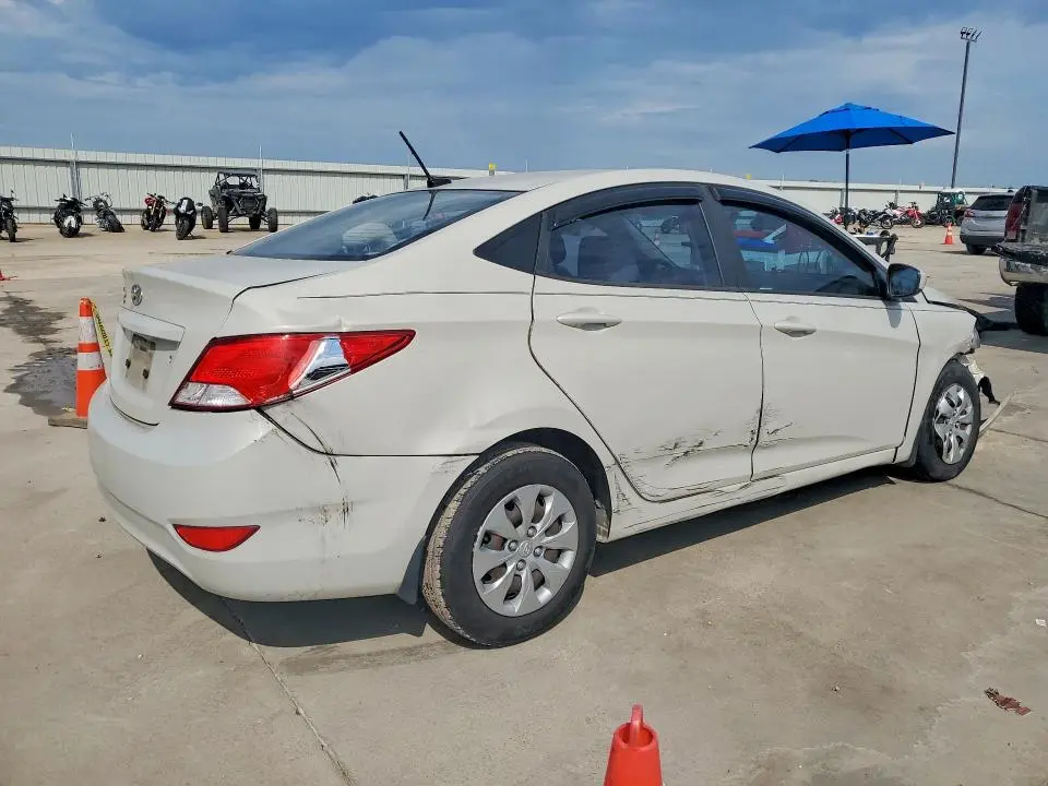 2016 HYUNDAI ACCENT SE  