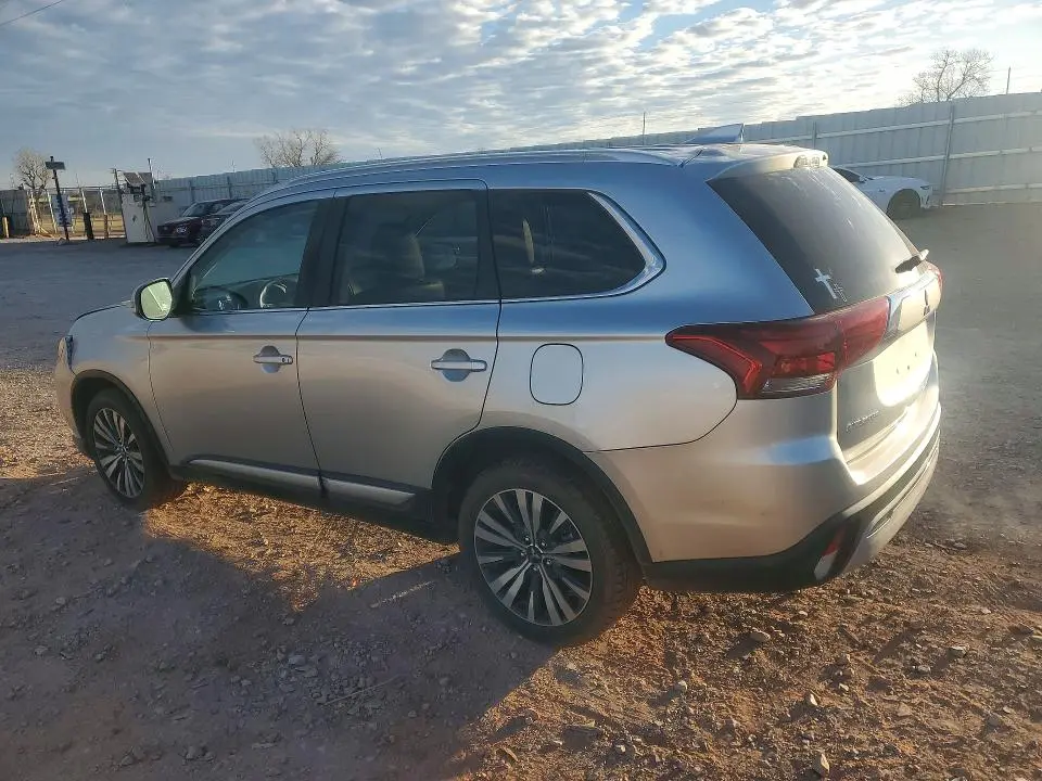 2020 MITSUBISHI OUTLANDER   
