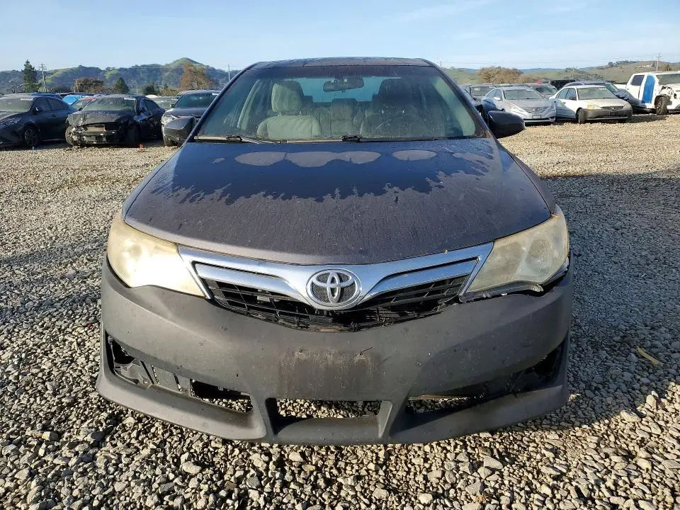 2014 TOYOTA CAMRY L  
