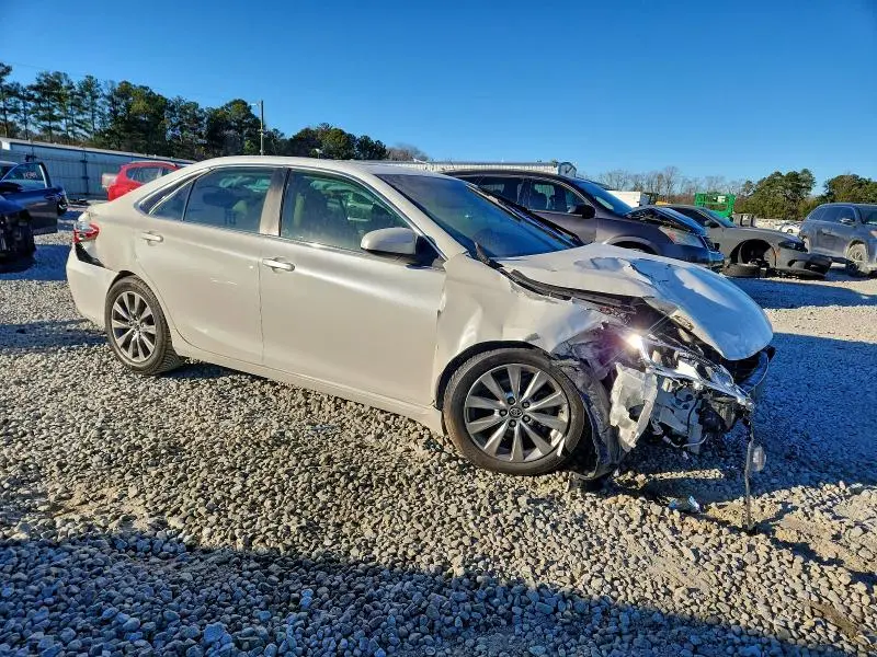 2016 TOYOTA CAMRY XSE  