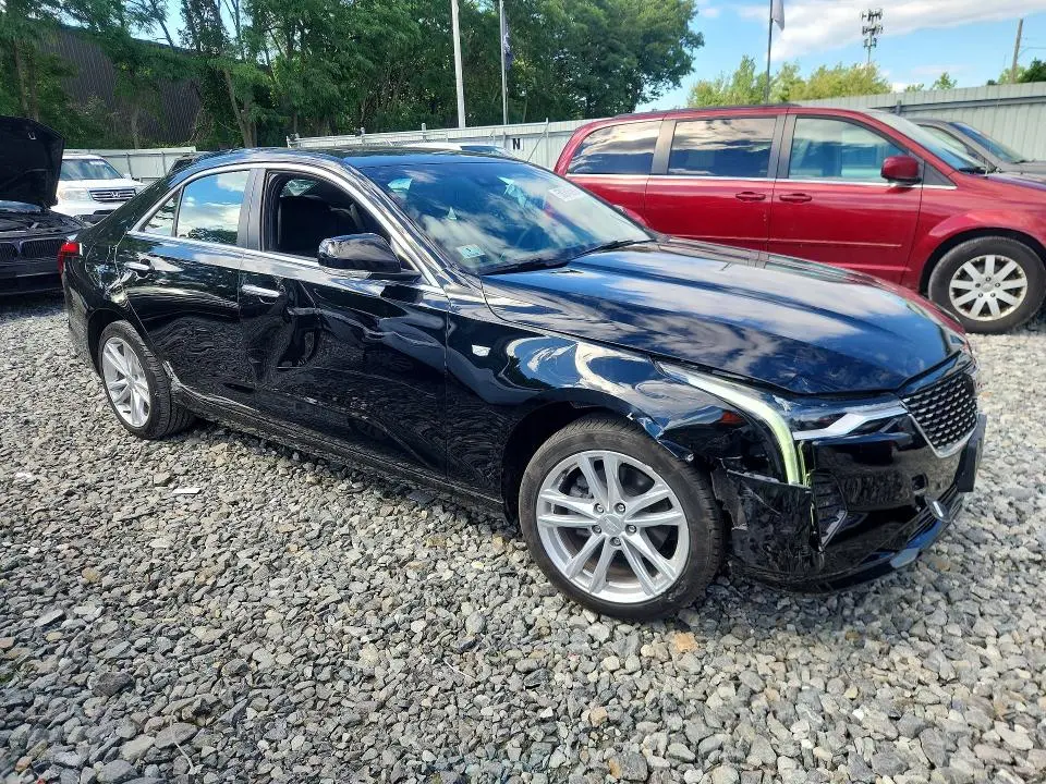 2023 CADILLAC CT4 LUXURY  