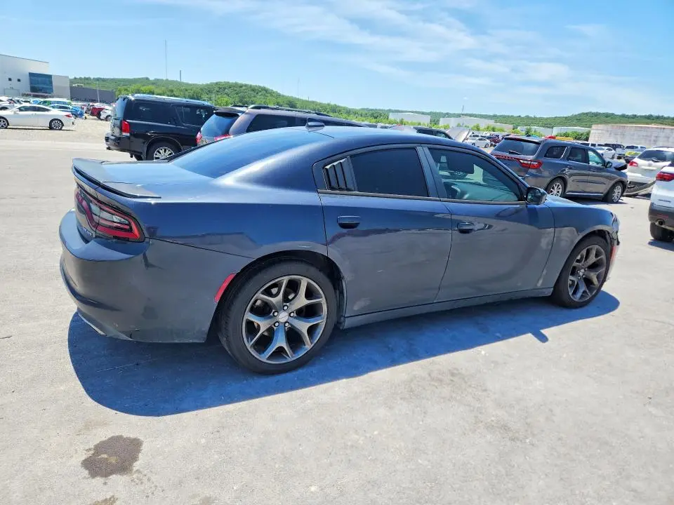 2016 DODGE CHARGER SXT  