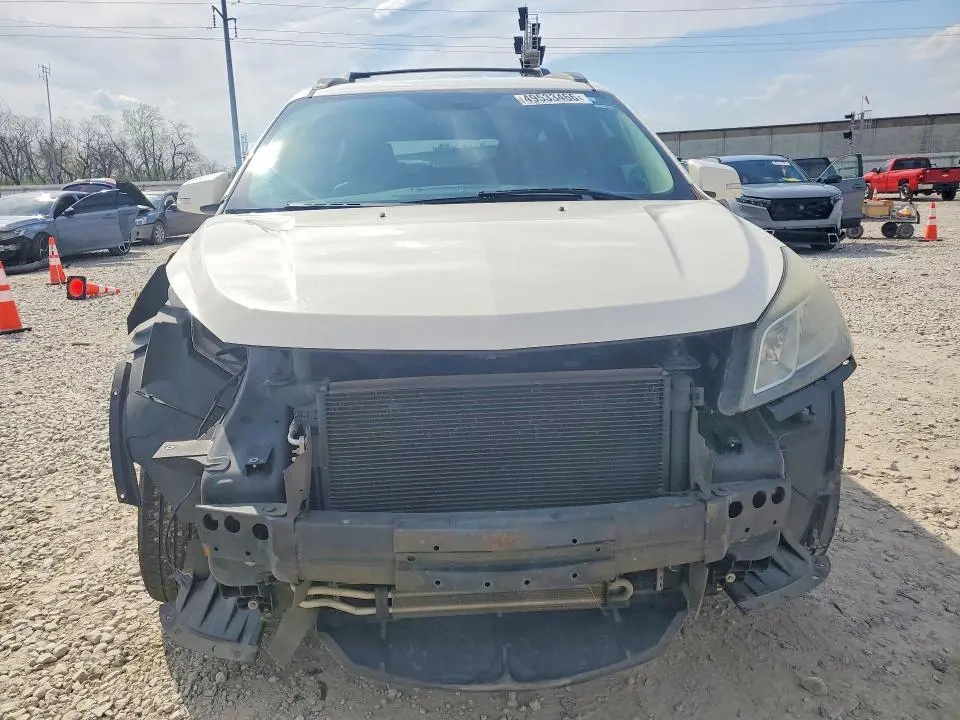 2014 CHEVROLET TRAVERSE LT  