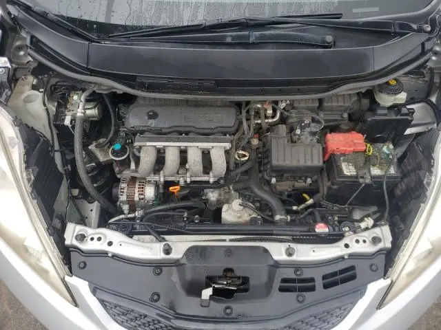 2011 HONDA FIT SPORT  