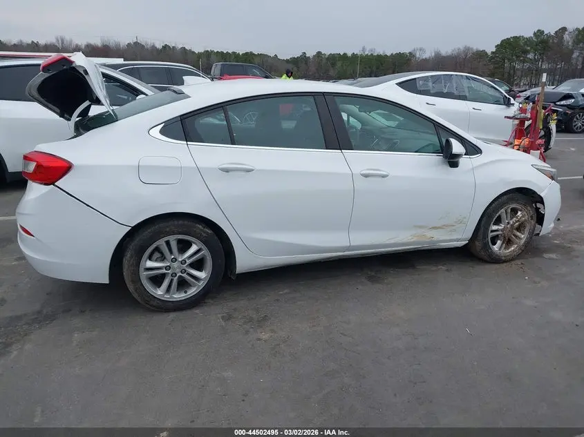 2018 CHEVROLET CRUZE LT AUTO
