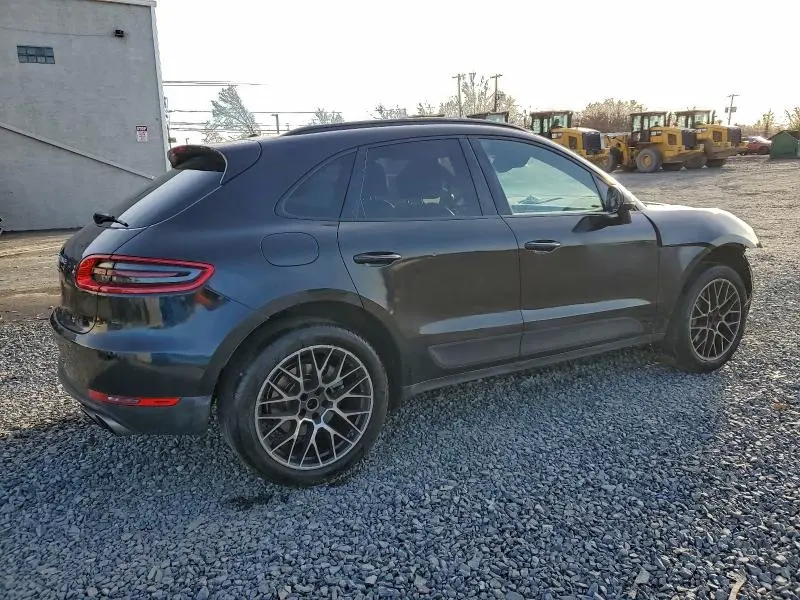 2017 PORSCHE MACAN S  