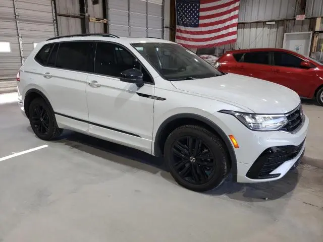 2022 VOLKSWAGEN TIGUAN SE R-LINE BLACK  