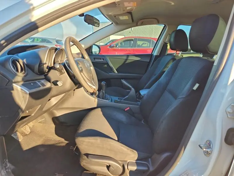 2013 MAZDA 3 I  