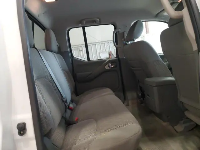 2016 NISSAN FRONTIER S  