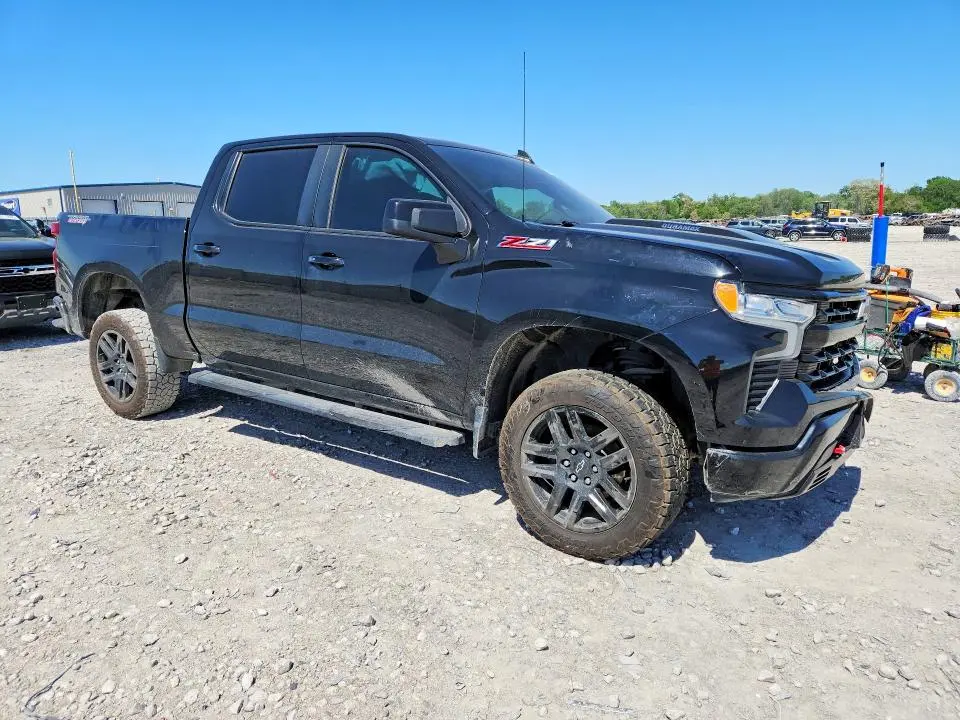 2024 CHEVROLET SILVERADO K1500 LT TRAIL BOSS  