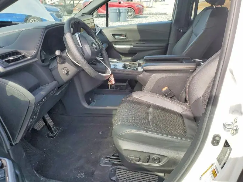 2025 TOYOTA SIENNA   