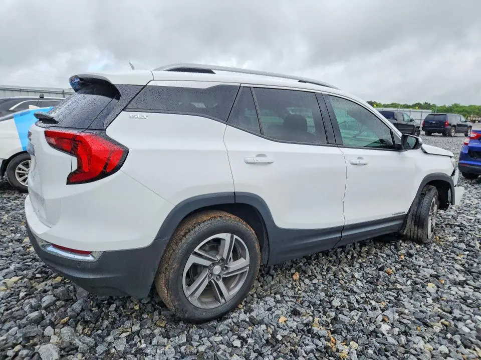 2018 GMC TERRAIN SLT  