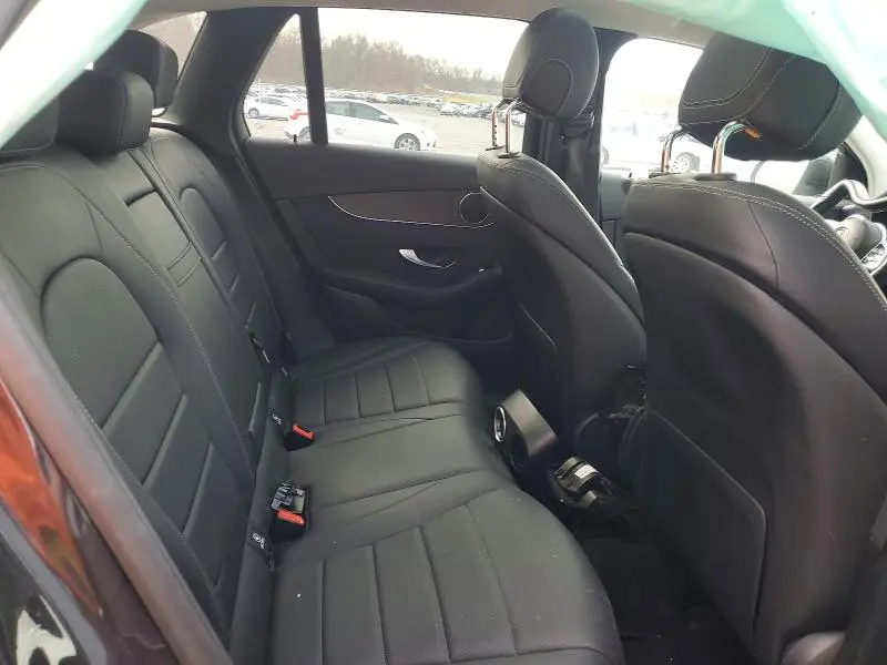 2022 MERCEDES-BENZ GLC 300 4MATIC  