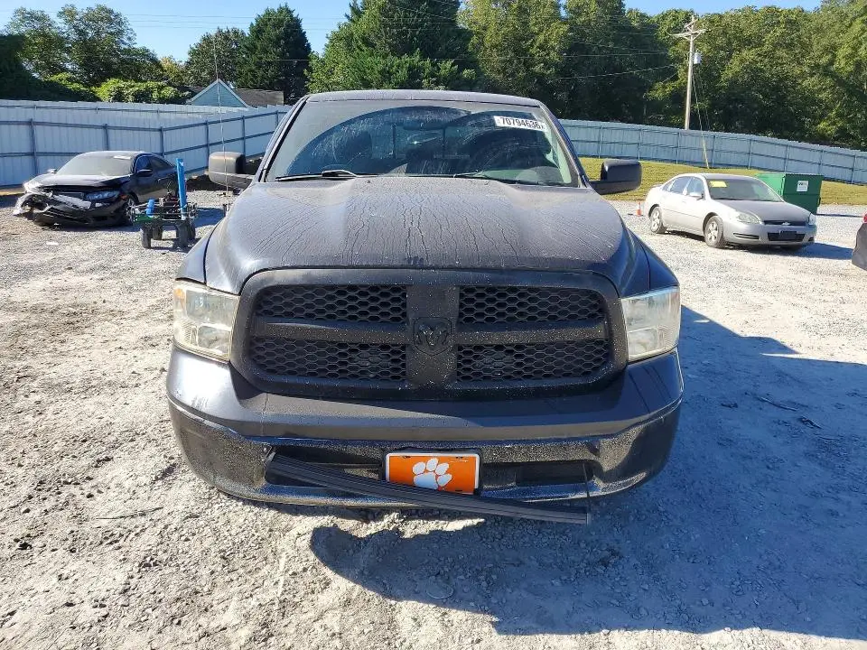 2013 RAM 1500 SLT  