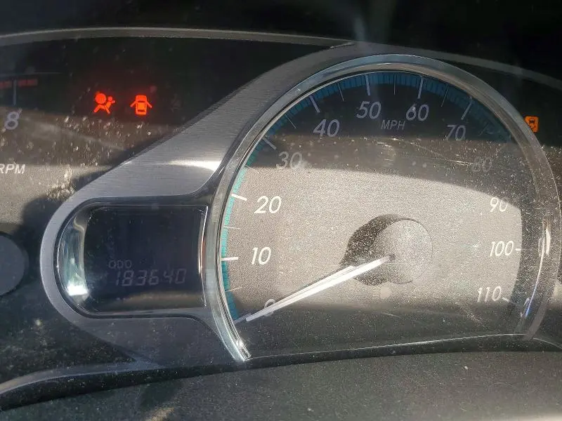 2013 TOYOTA SIENNA XLE 8-PASSENGER  