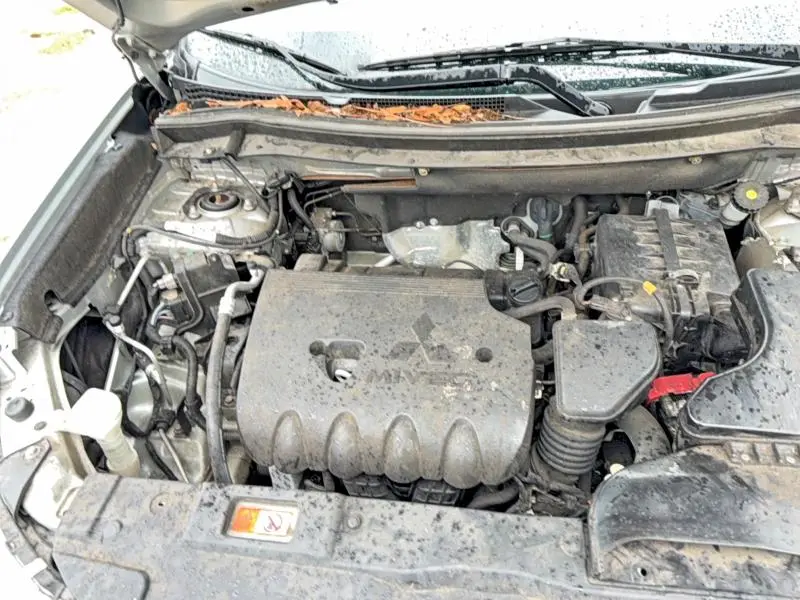 2018 MITSUBISHI OUTLANDER SE  