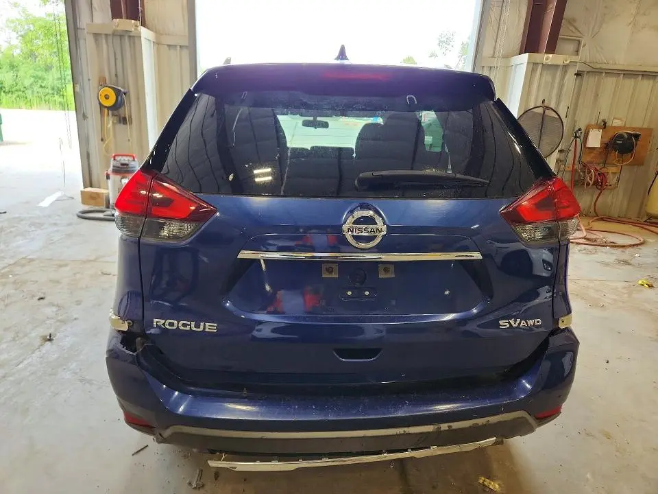 2017 NISSAN ROGUE SV  
