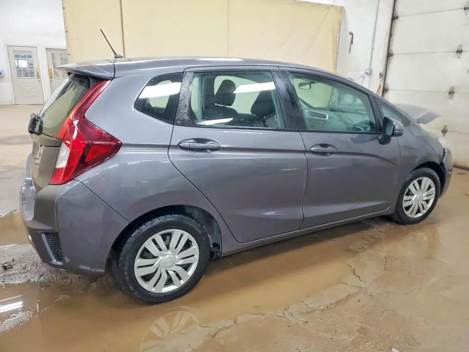 2016 HONDA FIT LX  