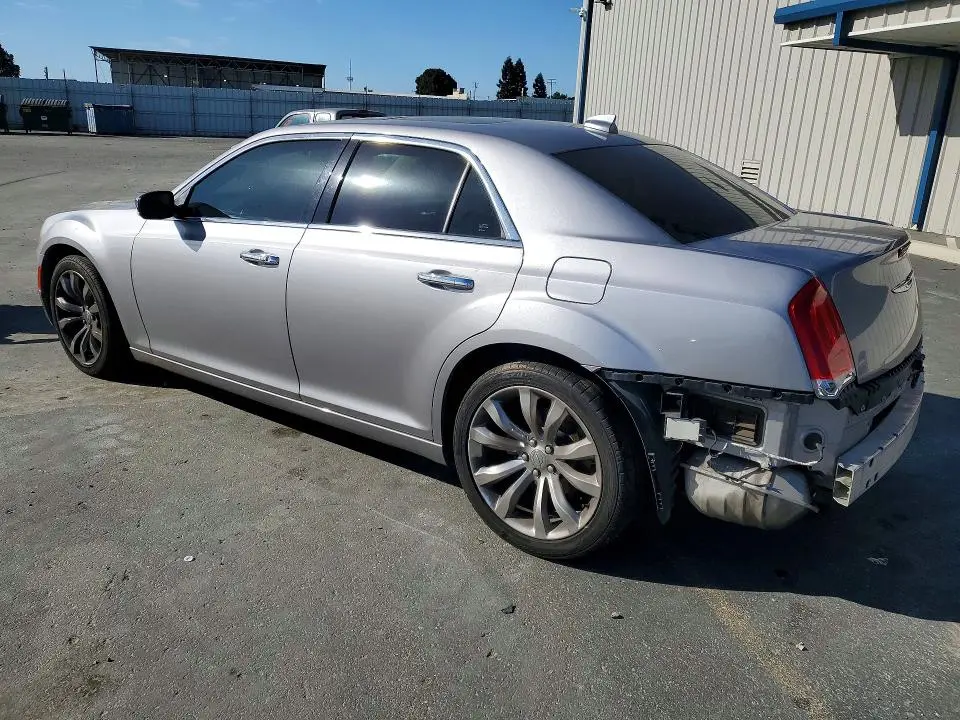 2017 CHRYSLER 300C   