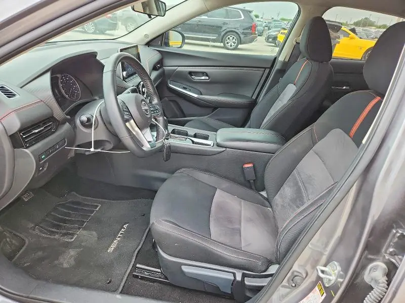 2024 NISSAN SENTRA SR  