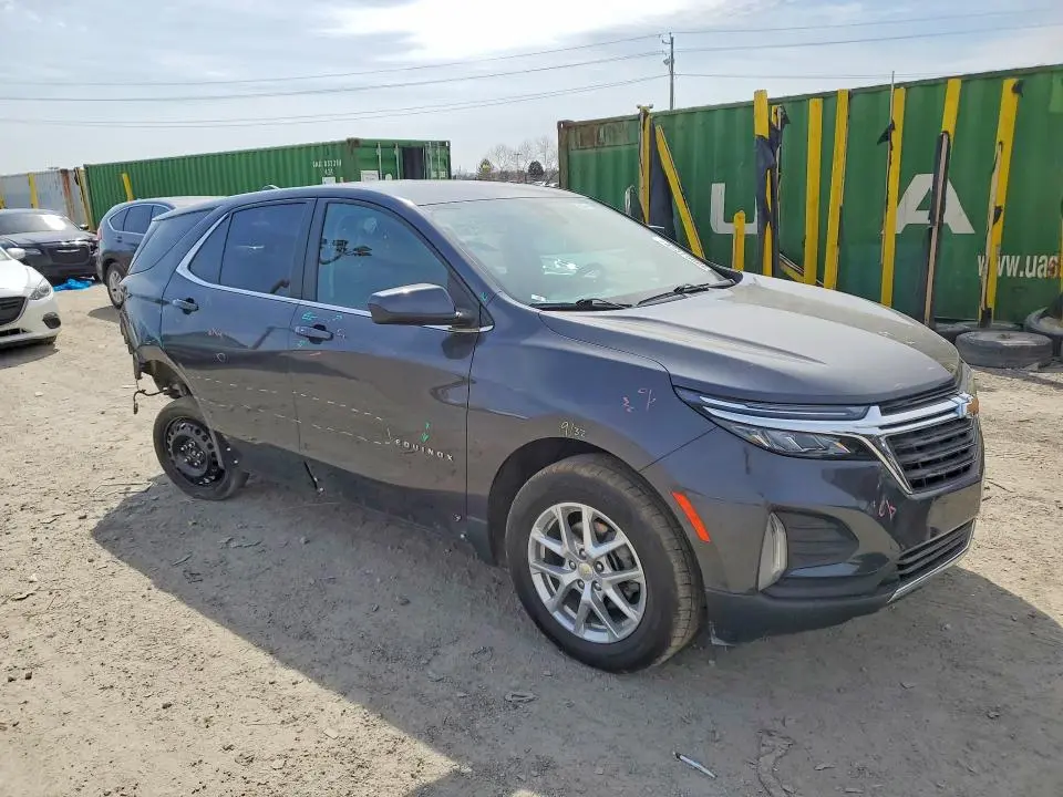 2022 CHEVROLET EQUINOX LT  