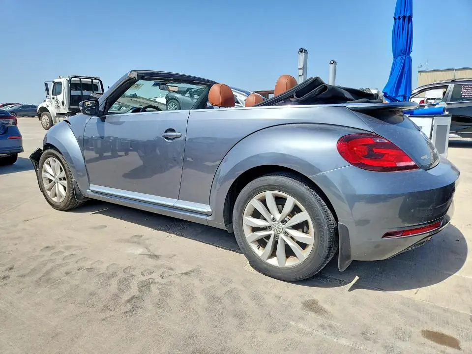2017 VOLKSWAGEN BEETLE S/SE  