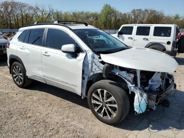 2023 TOYOTA COROLLA CROSS XLE  