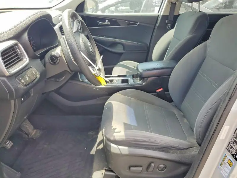 2019 KIA SORENTO LX V6  