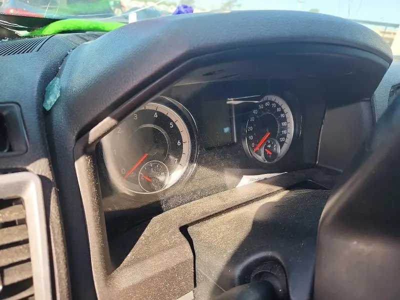 2018 RAM 1500 SLT  