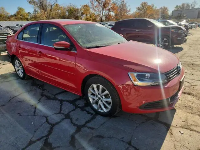 2013 VOLKSWAGEN JETTA SE  