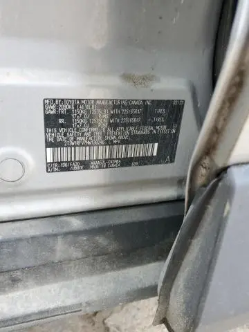 2021 TOYOTA RAV4 XLE  