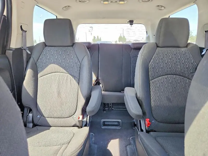 2012 GMC ACADIA SLE  