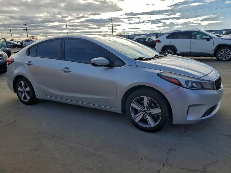 2018 KIA FORTE LX  
