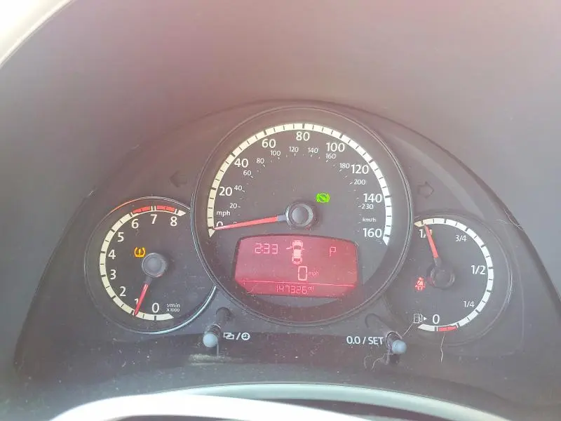 2013 VOLKSWAGEN BEETLE   