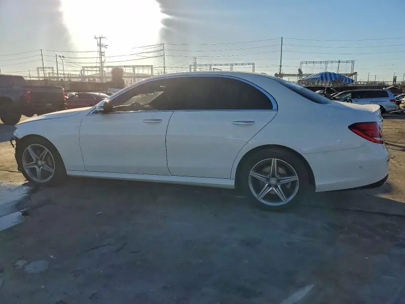 2017 MERCEDES-BENZ E 300  