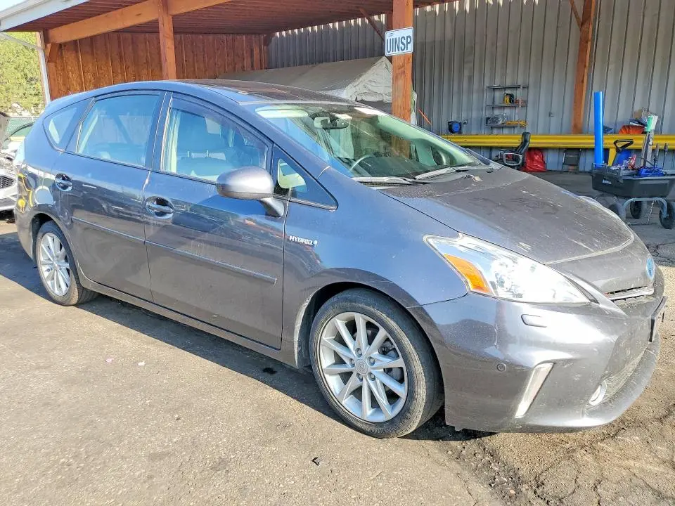 2013 TOYOTA PRIUS V FIVE  