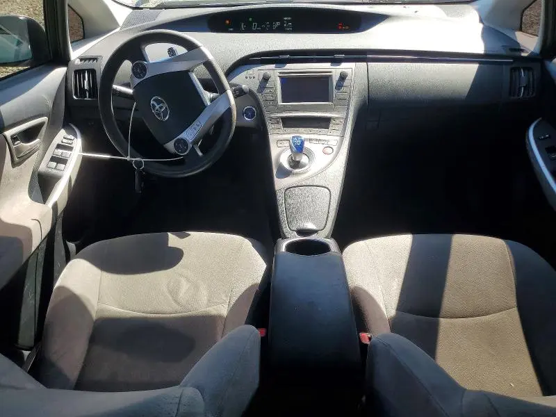 2015 TOYOTA PRIUS THREE  