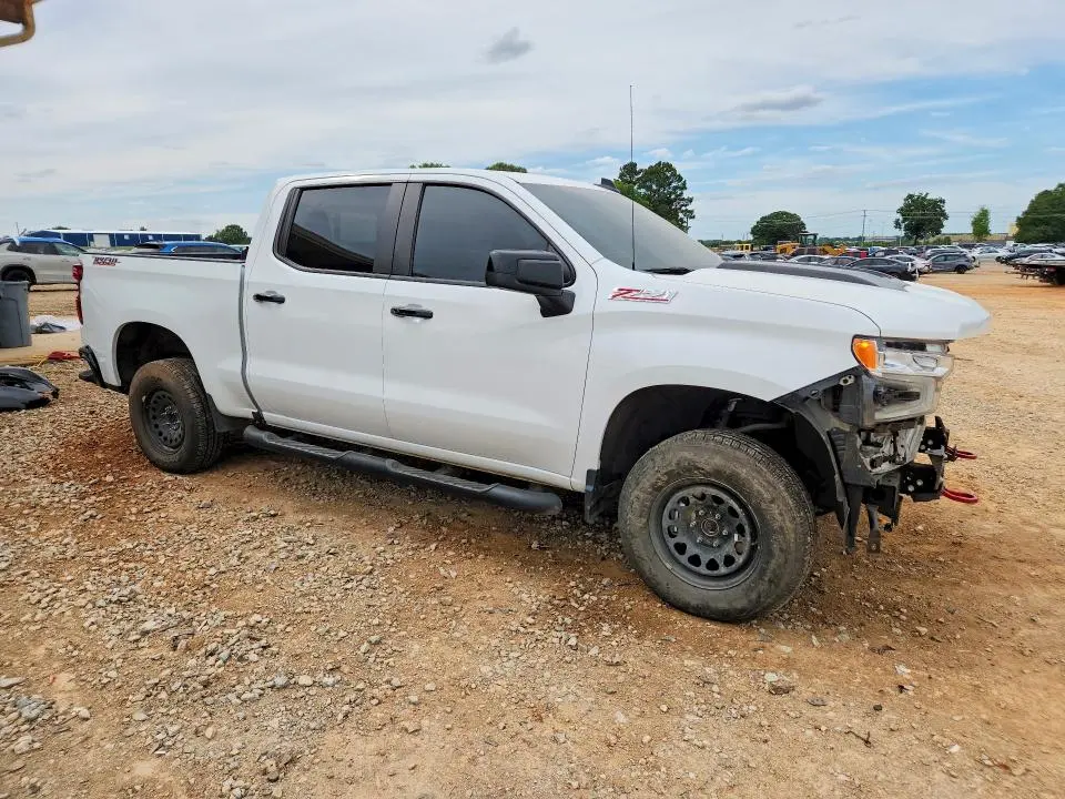 2023 CHEVROLET SILVERADO K1500 LT TRAIL BOSS  