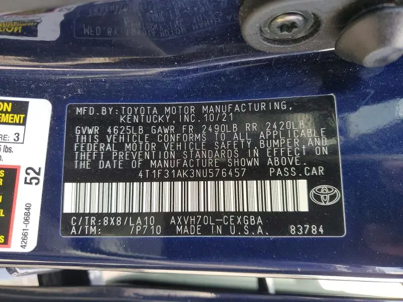 2022 TOYOTA CAMRY XLE  
