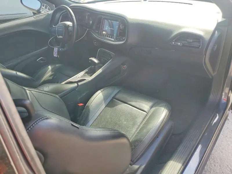 2017 DODGE CHALLENGER SXT  