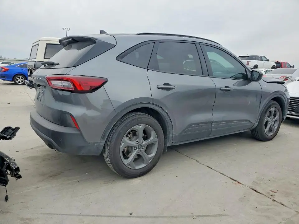 2025 FORD ESCAPE ST LINE  