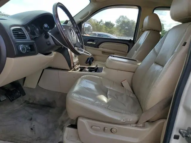 2011 GMC YUKON XL DENALI  