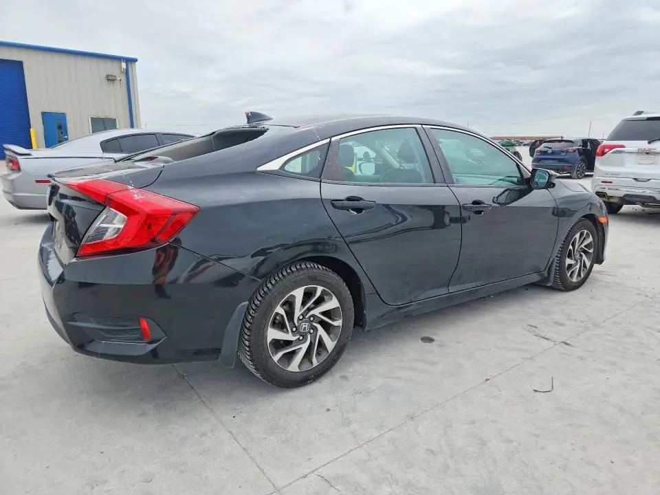 2017 HONDA CIVIC EX  