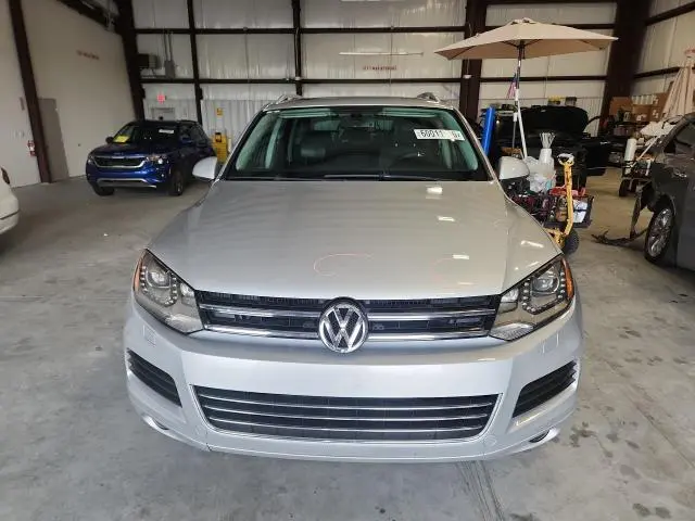 2011 VOLKSWAGEN TOUAREG V6 TDI  